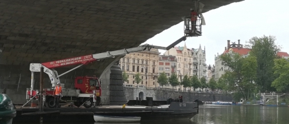 Diagnostické práce před rekonstrukcí mostu Legií v Praze