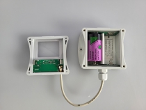 Držák pro 3,6V lithiové baterie pro montáž do meteokrytu COMETEO F8000